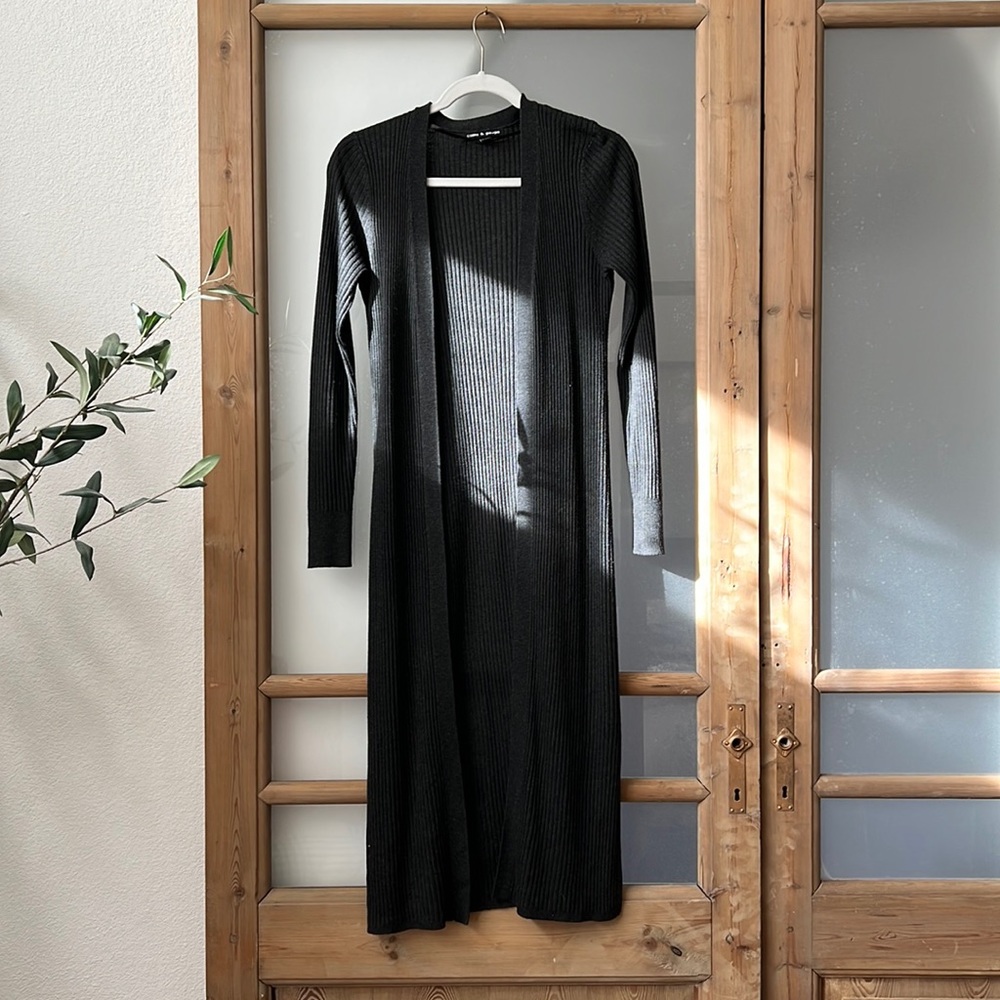Ribbed charcoal duster sweater / long cardigan